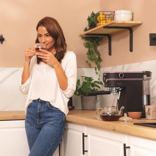 Cafeteira Espresso Cecotec Cafelizzia 890 Rose Pro 1,1 L 20 bares com vaporizador