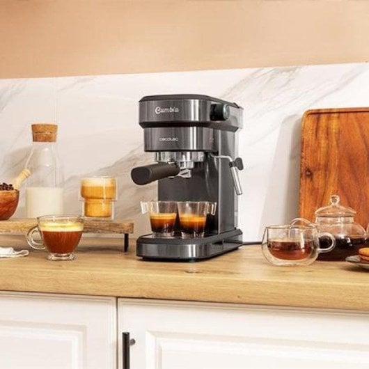 Cafetera Espresso Cecotec Cafelizzia 890 Gray 1,2L 20 bar con vaporizzatore latte