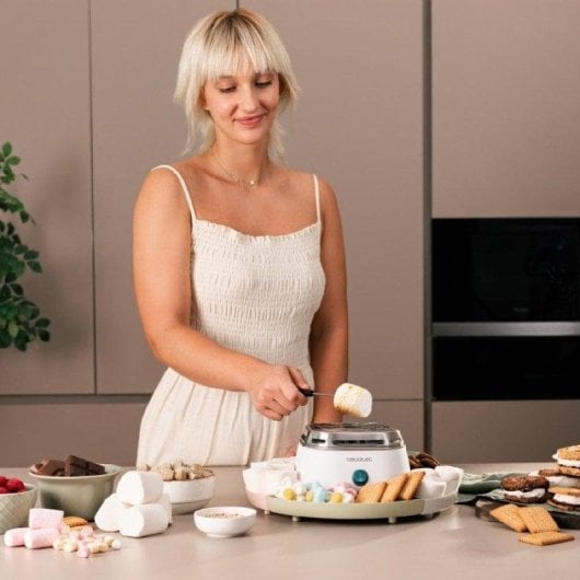 Máquina de marshmallow Cecotec Fun&Sugar Marshmallow 270 W Inox com 2 garfos