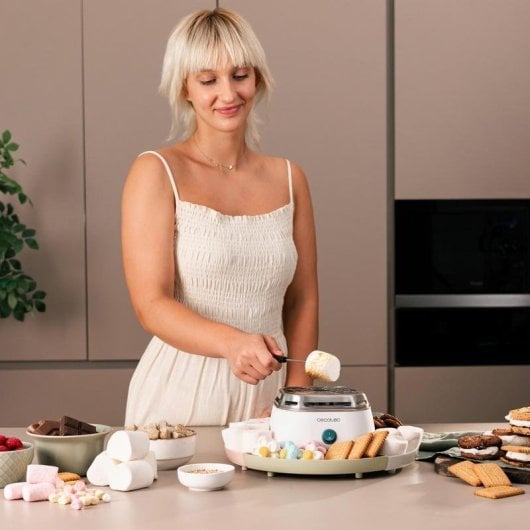 Máquina de marshmallow Cecotec Fun&Sugar Marshmallow 270 W Inox com 2 garfos