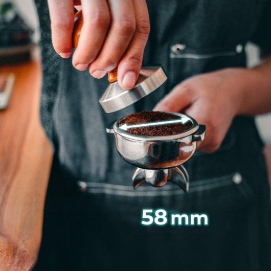 Cafeteira Espresso Comercial Cecotec Baristeo Regina 4 chávenas 9 bares LCD 5200W