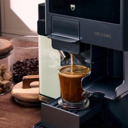 Cafetera Multicápsulas Cecotec Freestyle Grind & Latte 1,6 L 20 bares con molinillo y depósito de leche