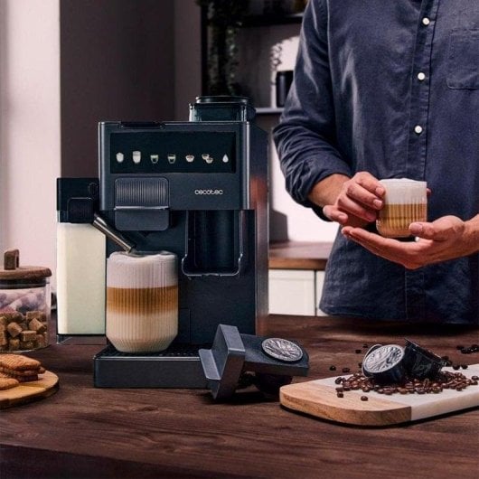 Cafeteira Multicápsulas Cecotec Freestyle Grind & Latte 1,6L 20 bares com moinho e depósito de leite