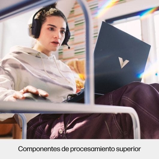 Portátil HP Victus Gaming 15-fb3030ns 15.6" AMD Ryzen 5 8645HS 16GB 512GB SSD RTX 4050 6GB Azul
