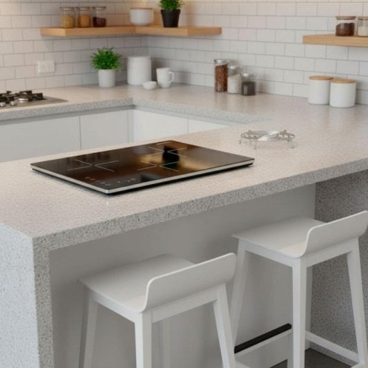 Plaque à induction Melchioni Oblivion 3 3 zones 3300 W écran tactile noir