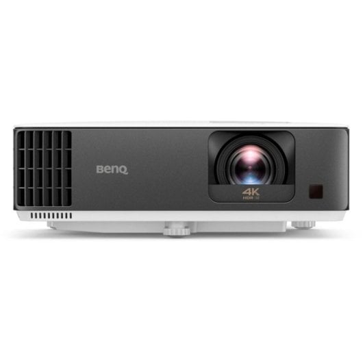 Proyector BenQ TK700ST 4K UHD 3000 Lúmenes 150" Lámpara DLP Gaming Smart TV WiFi