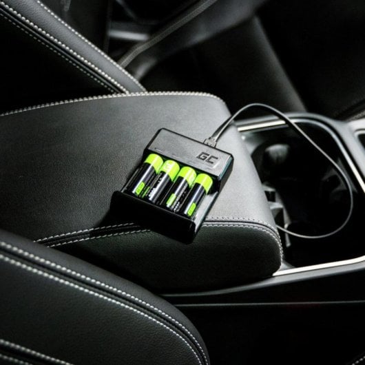 Carregador Green Cell GC VitalCharger para pilhas AA e AAA NiMH USB Preto