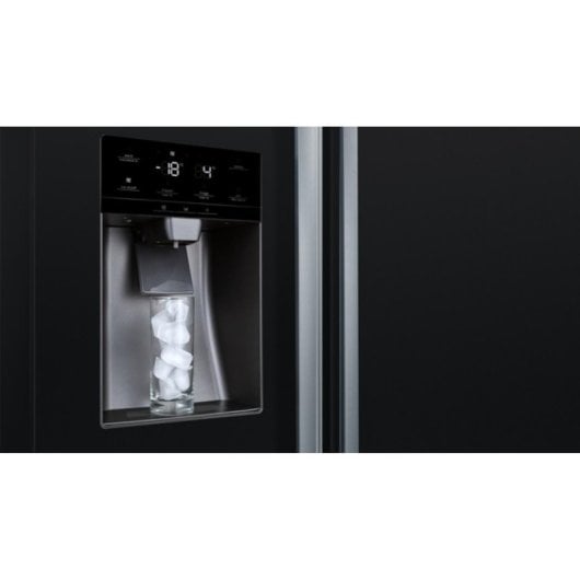Frigorífico Americano Bosch KAD93ABEP No Frost 178cm 562L E Negro Vidrio Dispensador de Hielo
