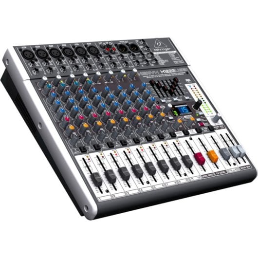 Mixer Behringer X1222USB 4 canali 24 bit USB EQ 3 bande XLR