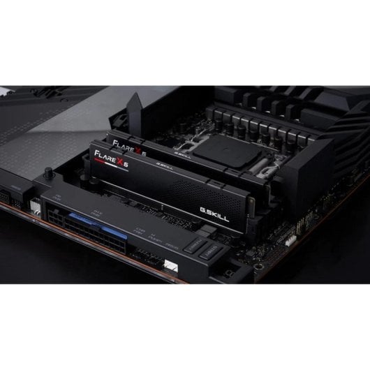 Mémoire RAM G.Skill Flare X5 F5-6000J3644D64GX4-FX5 256GB 4x64GB DDR5 6000MHz CL36 AMD EXPO Dissipateur