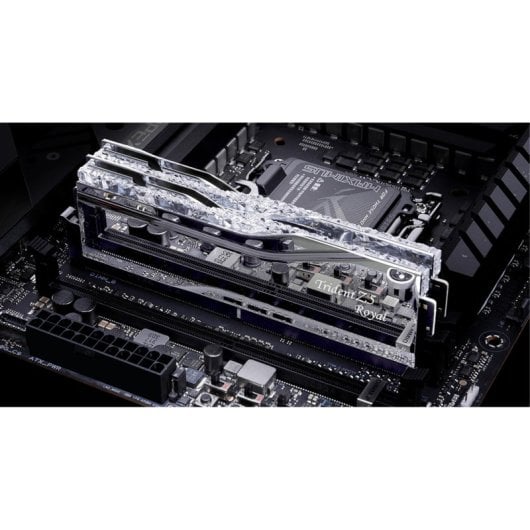 Memoria RAM G.Skill Trident Z5 Royal 48GB 2x24GB DDR5 8400MHz CL40 RGB Intel XMP Plata