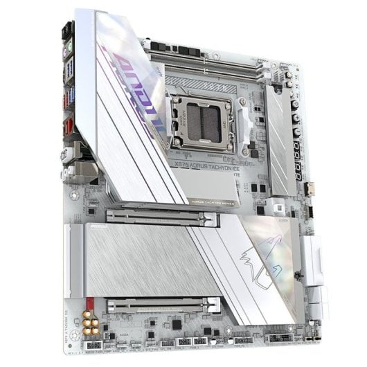 Carte mère Gigabyte X870 AORUS TACHYON ICE X870 AM5 DDR5 E-ATX WiFi 7 PCIe 5.0 USB4 5GbE RAID