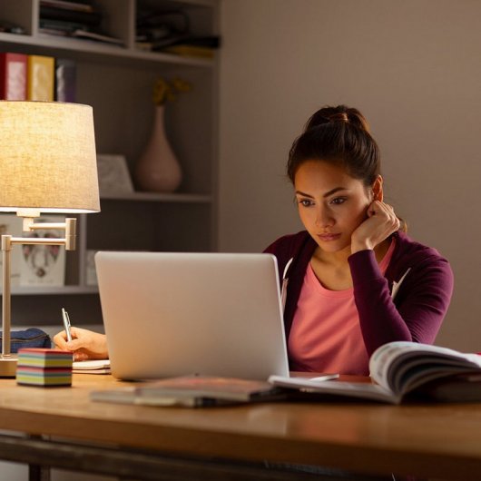 Philips Hue White and Color Ambiance 2 Bombillas Blanco y Color E14