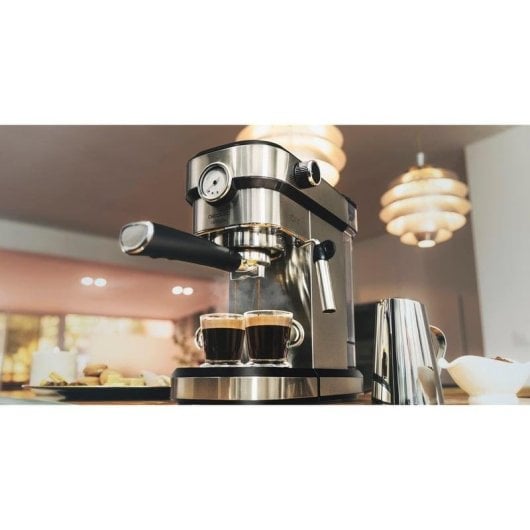Caffettiera Espresso Cecotec Cafelizzia 790 Steel Pro 1,2L 20 bar con vaporizzatore latte