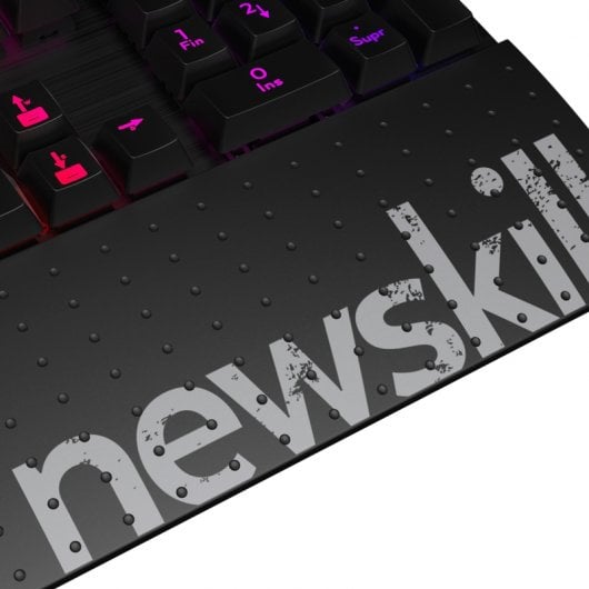 Newskill Hanshi Spectrum Teclado Mecânico RGB Kailh Blue Refurbished