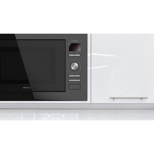 Microondas Cecotec 01393 25 Litros 900W Integrado com Grill e 8 Funções