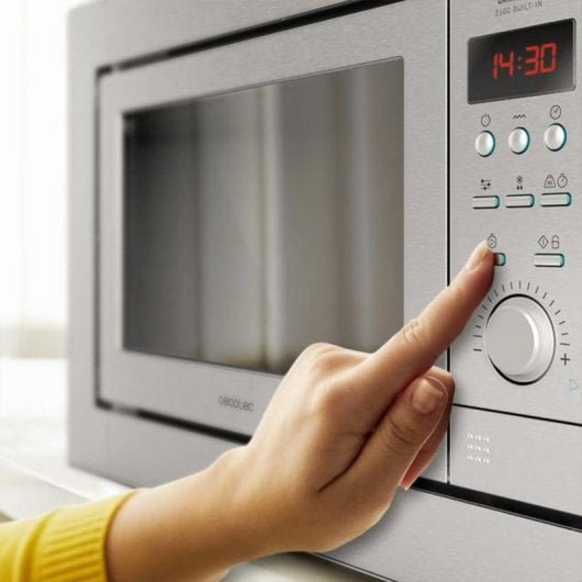 Micro-ondes Cecotec 01390 25L 900W Grill Fonctions Automatiques Inox