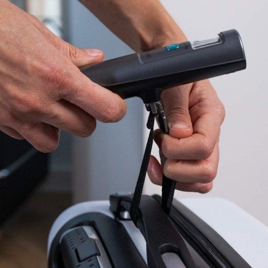 Bascule de bagages Cecotec TravelControl 5000 EcoPower dynamo 50 kg noire