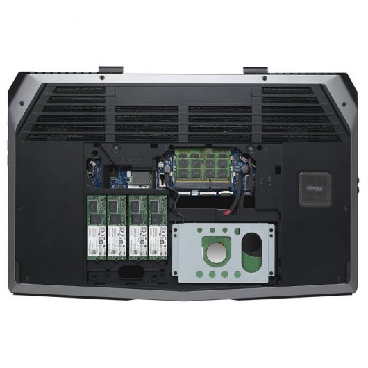 Dell Alienware 17 R3 i7-6700HQ/16GB/1TB+256SSD/GTX970M/17.3"