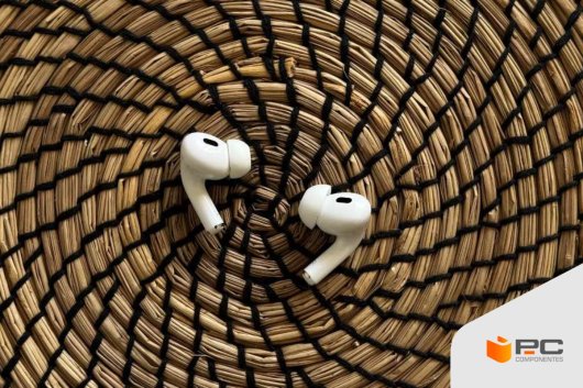 Los AirPods Pro 2 en primer plano