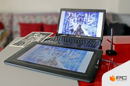 Uma pessoa a trabalhar com um dos melhores tablets gráficos em termos de qualidade-preço