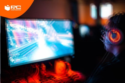 Una persona preguntandose que es el ghosting en su monitor y como solucionarlo