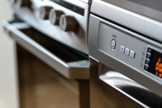 Un horno inteligente en primer plano