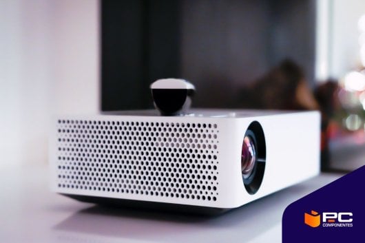 Uno de los mejores proyectores para casa en el salón