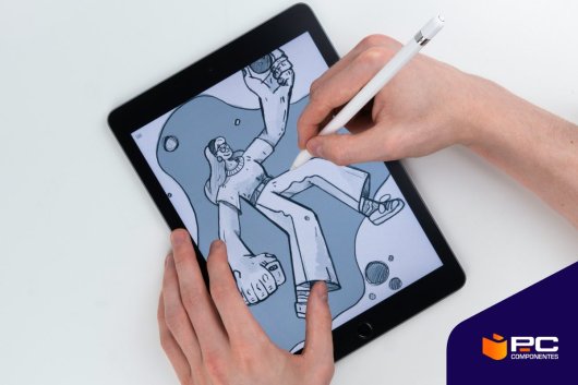 Uma mão a criar com os melhores tablets para desenhar