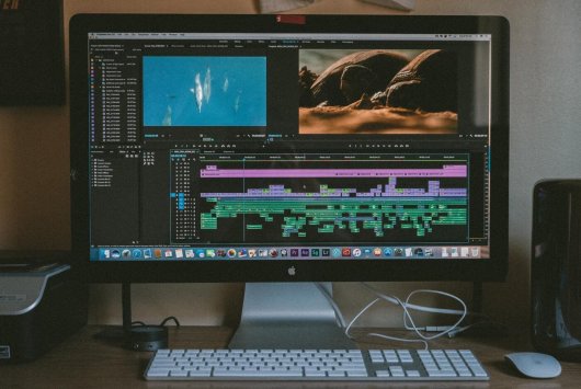 características ordenador para adobe premier