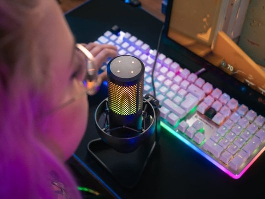 micrófonos RGB para gamers