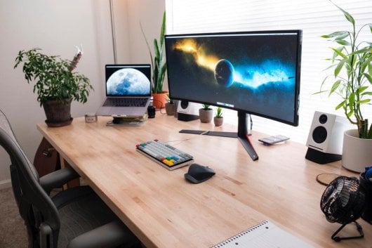 monitores curvos: características