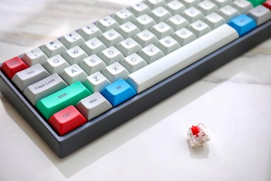 melhores teclados mecânicos por menos de 100 euros