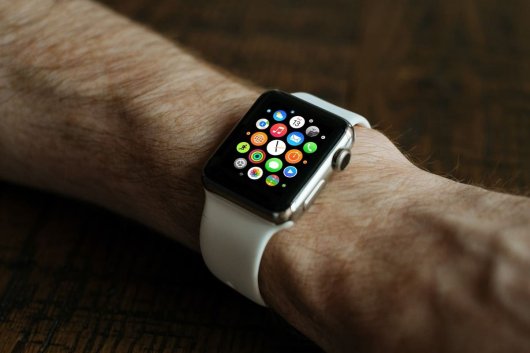 qué puede hacer un reloj inteligente