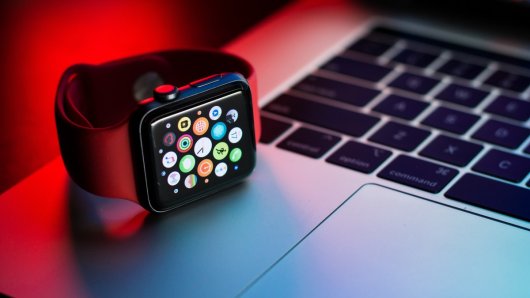 cómo desenlazar apple watch
