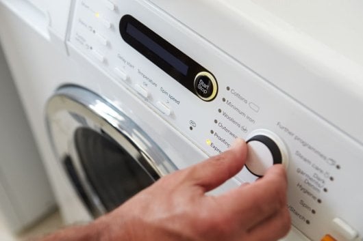 cuánto gasta una lavadora