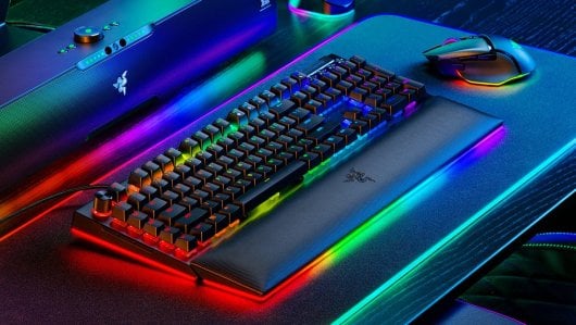 razer huntsman elite vs razer hunstman v2