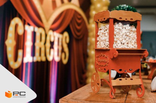 Máquina de palomitas en un circo