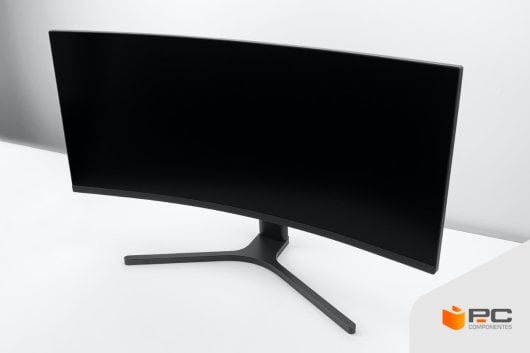 Monitores curvos: tipos de curvatura y cuál elegir