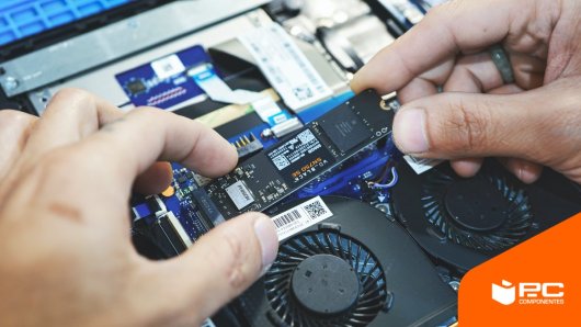 Cómo instalar un disco duro SSD en un ordenador paso a paso