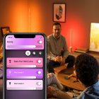 Philips Hue Signe Candeeiro LED Inteligente de Mesa