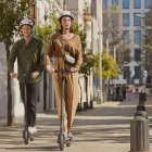 Xiaomi Mi Electric Scooter 1S Trotinete Elétrica Preta + Urban Scout Luzes Led Rodas Traseiras + Urban Scout Espelhos