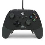 Alimenta un controller cablato Fusion Pro 2 per Xbox Series X/S/Xbox One/PC