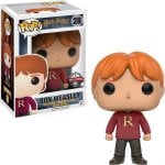 Funko Pop Harry Potter Ron Weasley con Jersey y Letra R Funko Pop Harry Potter Ron Weasley con Jersey y Letra R