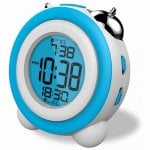 Daewoo DCD-220BL Réveil numérique avec fonction Snooze en bleu Daewoo DCD-220BL Réveil numérique avec fonction Snooze en bleu
