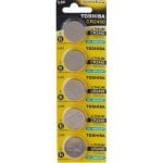 Batteria a bottone al litio CR2450 da 3 V Toshiba, confezione da 5, lunga durata Batteria a bottone al litio CR2450 da 3 V Toshiba, confezione da 5, lunga durata