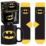 Pyramid Batman Geschenkpaket, 315 ml Keramiktasse und 41–45 Baumwollsocken, Fensterbox