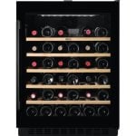AEG AWUS052B5B Cave de Vinho Integrada 52 Garrafas 6 Prateleiras Madeira/Preto AEG AWUS052B5B Cave de Vinho Integrada 52 Garrafas 6 Prateleiras Madeira/Preto