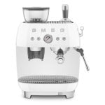 Cafetière Manuelle Smeg EGF03WHEU 2,4 L 20 bars broyeur intégré double chaudière blanc Cafetière Manuelle Smeg EGF03WHEU 2,4 L 20 bars broyeur intégré double chaudière blanc
