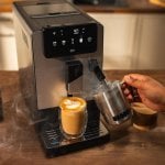 Cafetera Superautomática Cecotec Cremmaet Steam 1,1L 19 bar molinillo cónico vaporizador Cafetera Superautomática Cecotec Cremmaet Steam 1,1L 19 bar molinillo cónico vaporizador